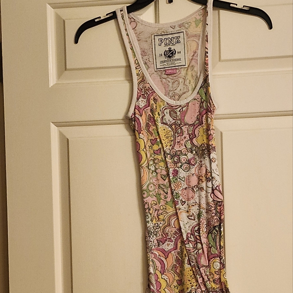 VS Pink top colorful XS